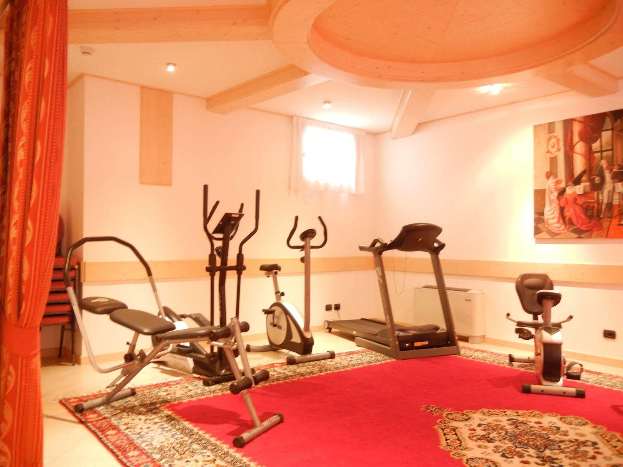 Folgaria Post Hotel 외부 사진